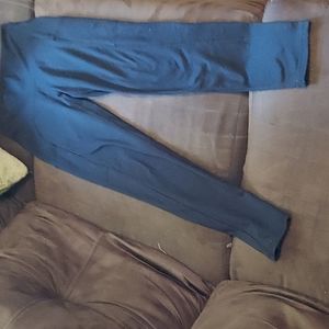 Aerie work out/yoga pants, Size small, Short, 2 side pockets, Black